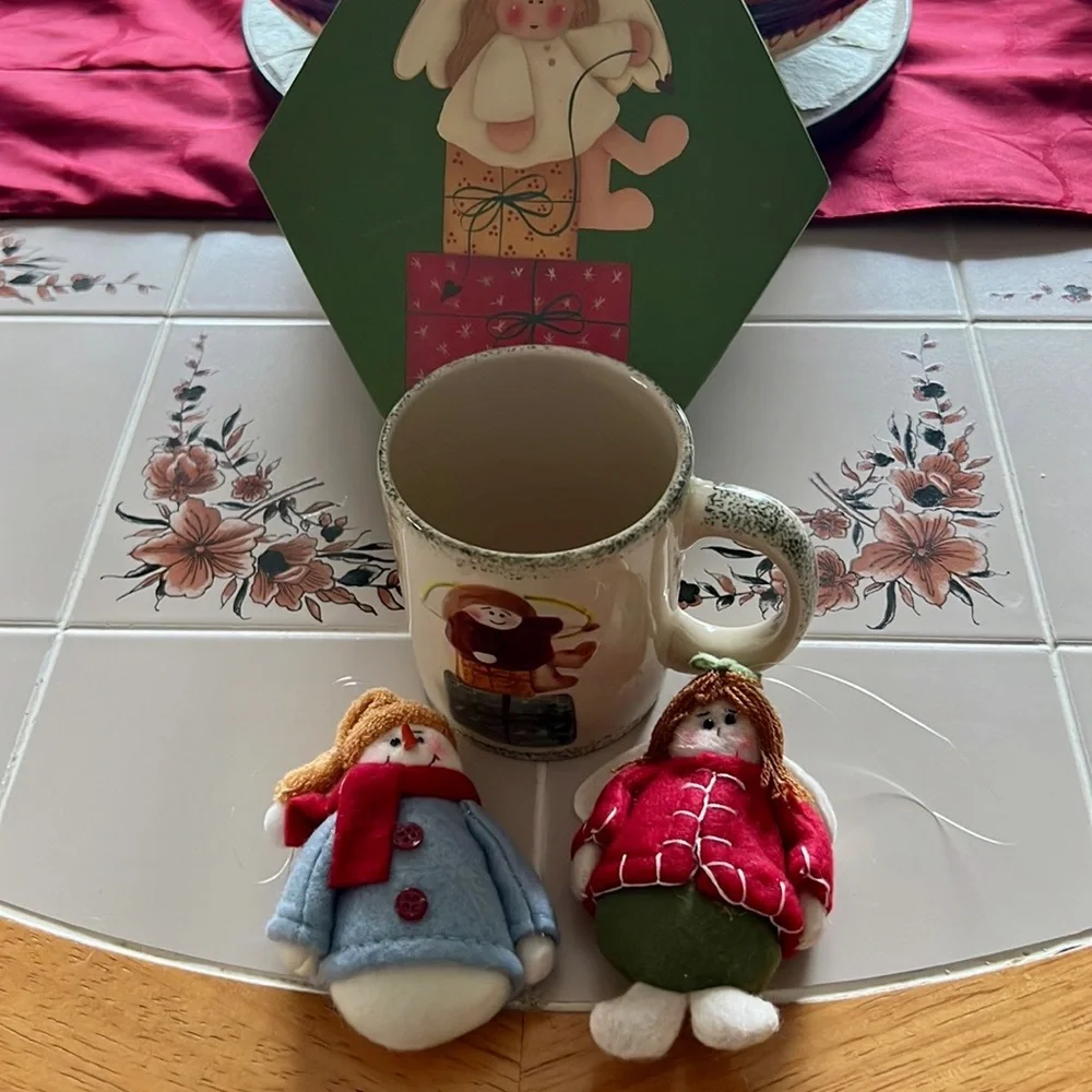 Angel Mug/Box/2 Oraments- See Description